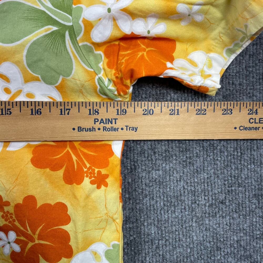 Hilo Hattie Shirt & shorts - Picture 4 of 10